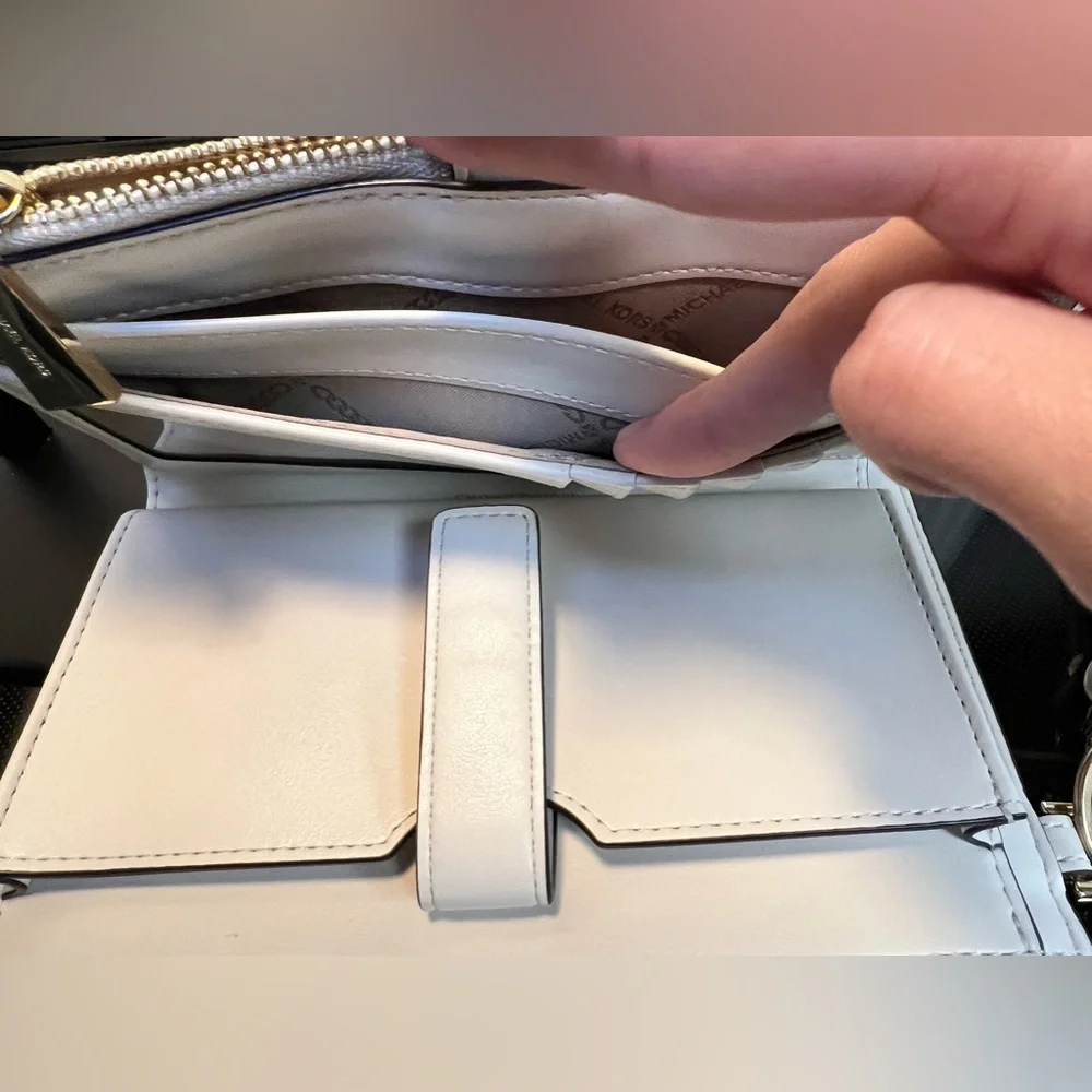 Michael Kors Adele Logo Smart Wallet and Hearts Butterfly Bag Charm